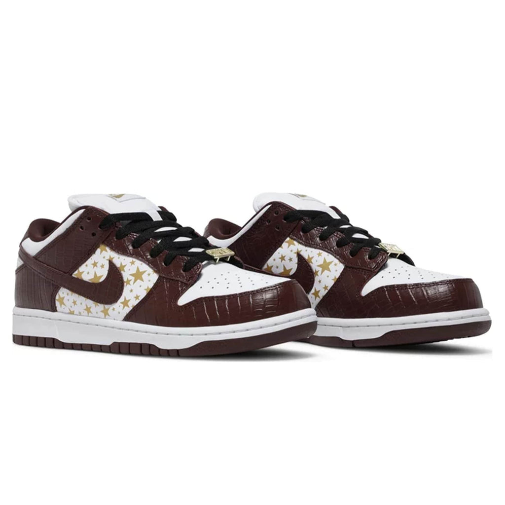 Supreme x Nike Dunk Low OG SB QS 'Barkroot Brown' - CerbeShops