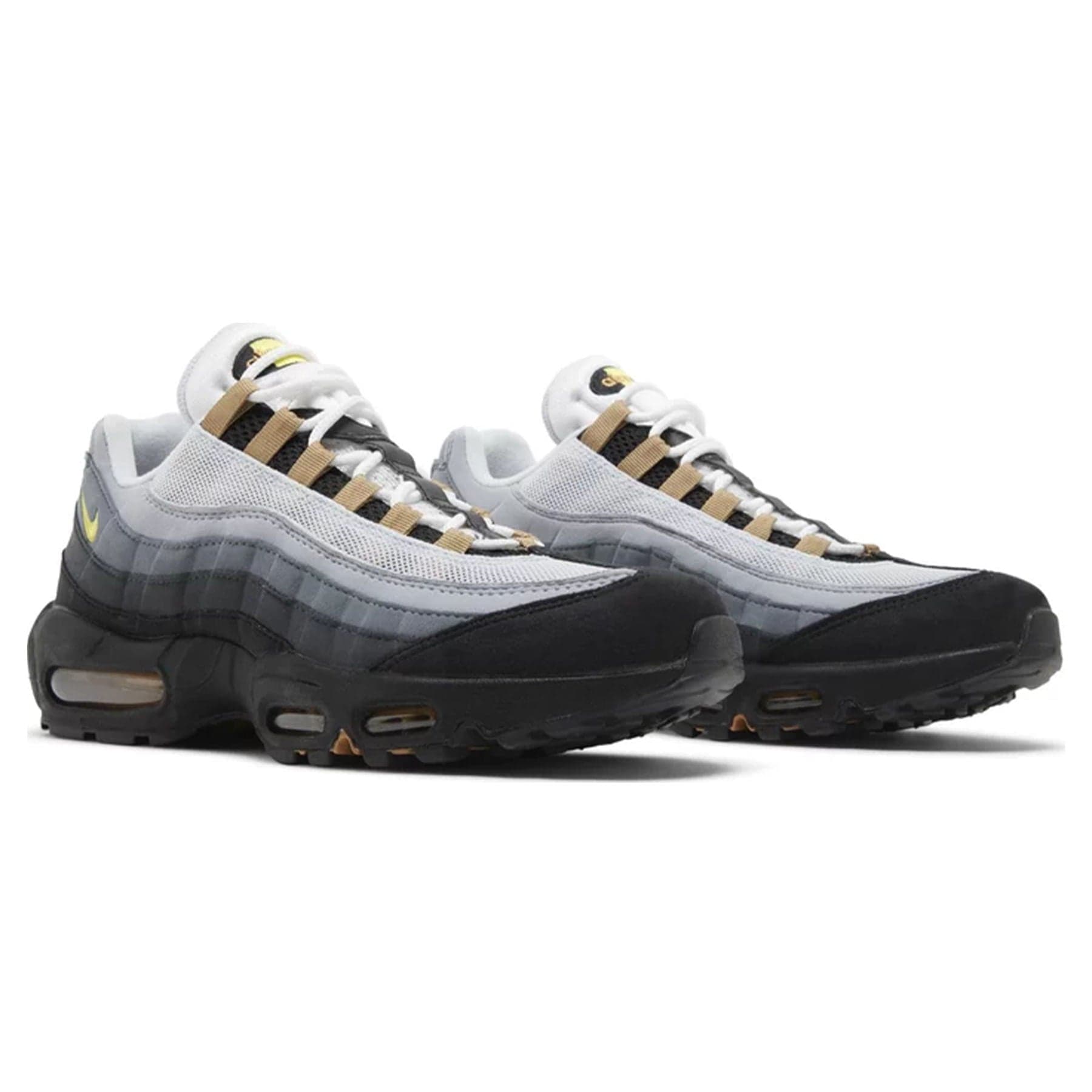 Nike Air VaporMax Flyknit 3 Bright Crimson Nike Nike Sportswear Pantaloni cargo grigio sfumato nero bianco Icons Yellow Strike IetpShops