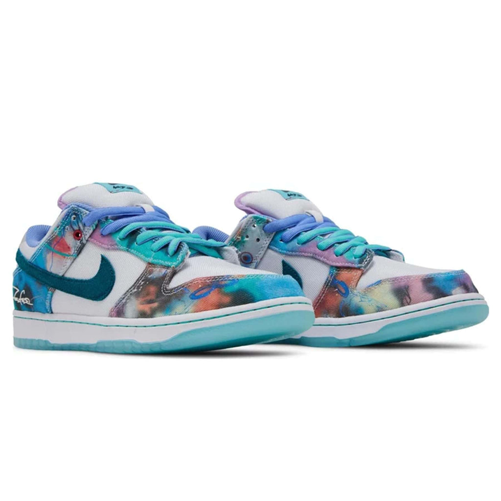 Futura Laboratories x Nike Dunk SB Low 'Bleached Aqua' - CerbeShops