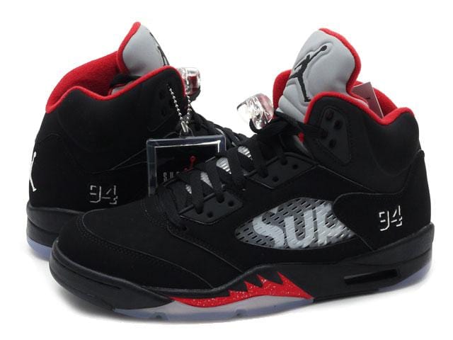Supreme x Air Jordan 5 Retro 'Black' 824371-001