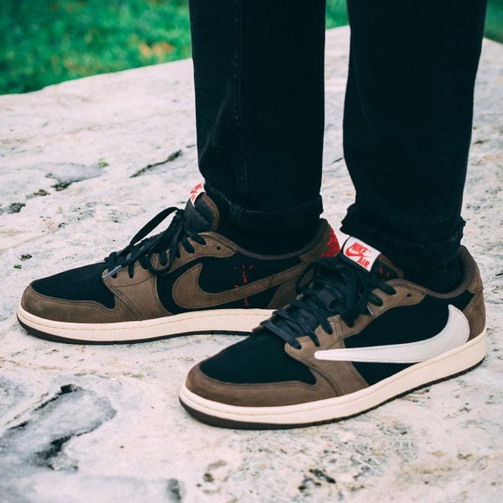 Travis Scott x Air Jordan 1 Low Cactus Jack Kick Game