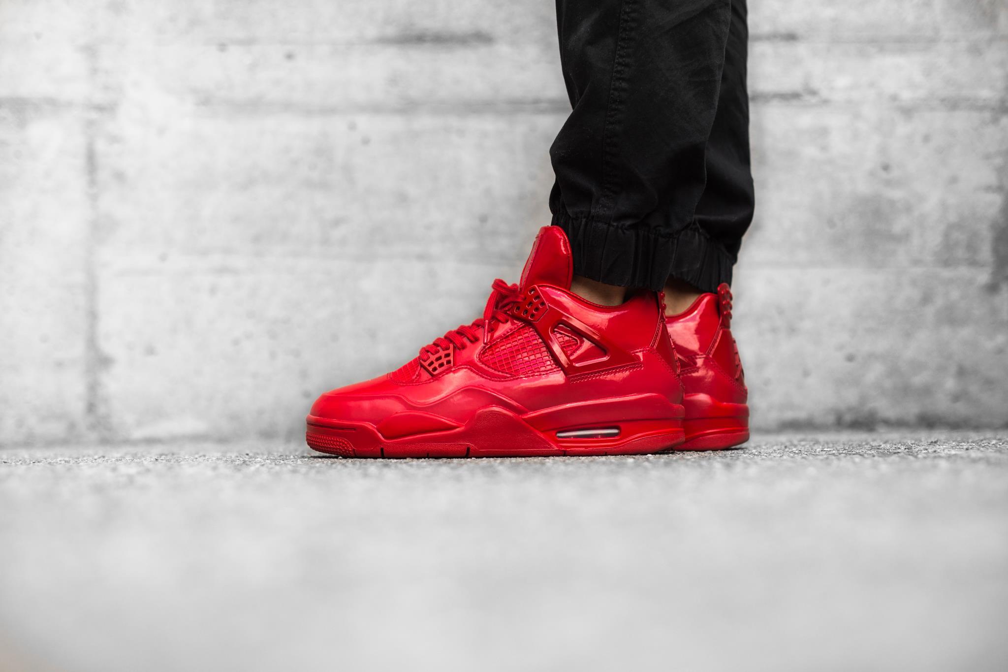 Air Jordan 11 LAB4 University Red Kick Game