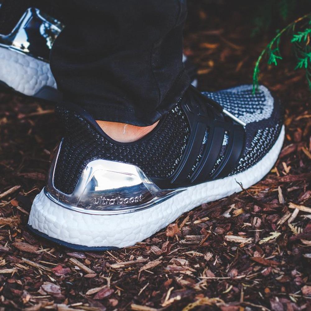 Ultra boost silver shop medal on foot