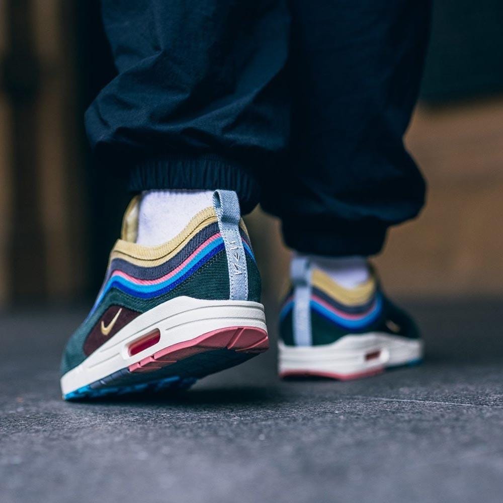 Air max wotherspoon hot sale on feet