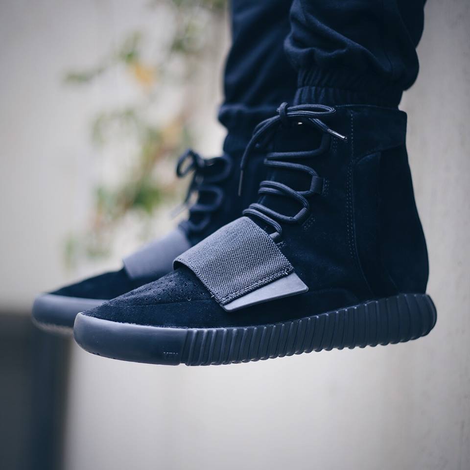 Adidas yeezy boost 750 black online hotsell