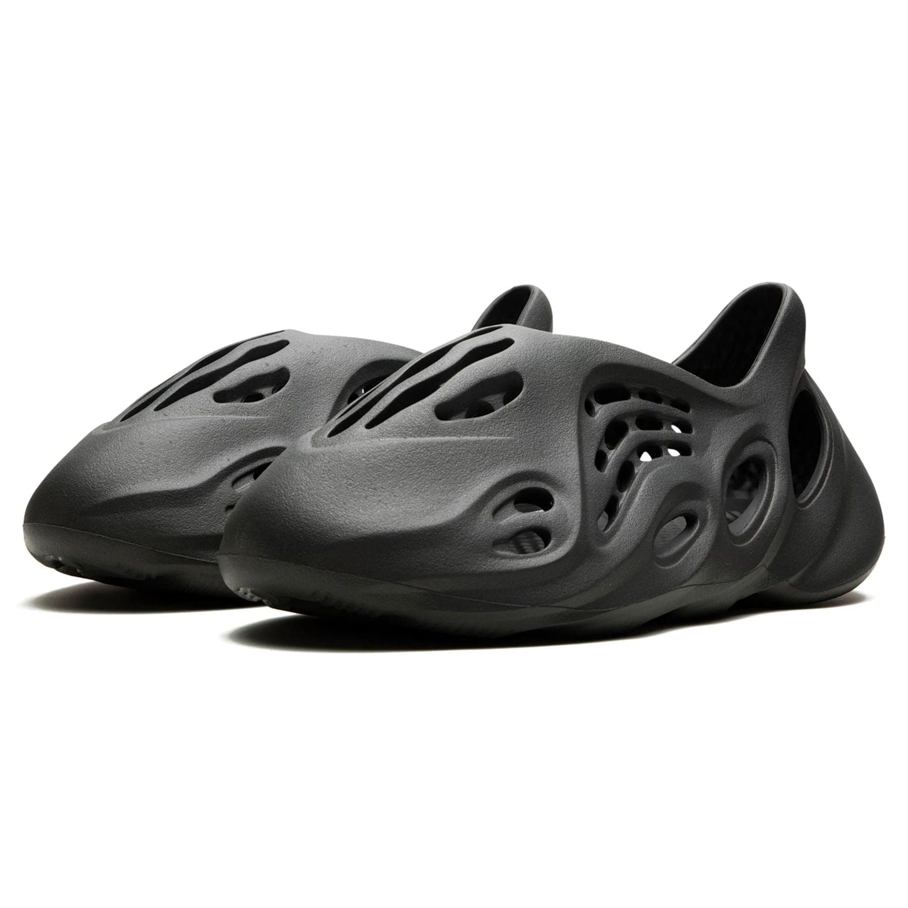 adidas Yeezy Foam Runner 'Carbon' — Kick Game