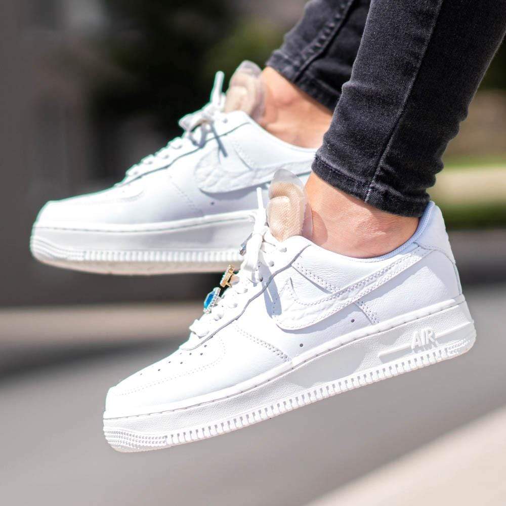 Nike Wmns Air Force 1 Low '07 LX 'Bling' — Kick Game