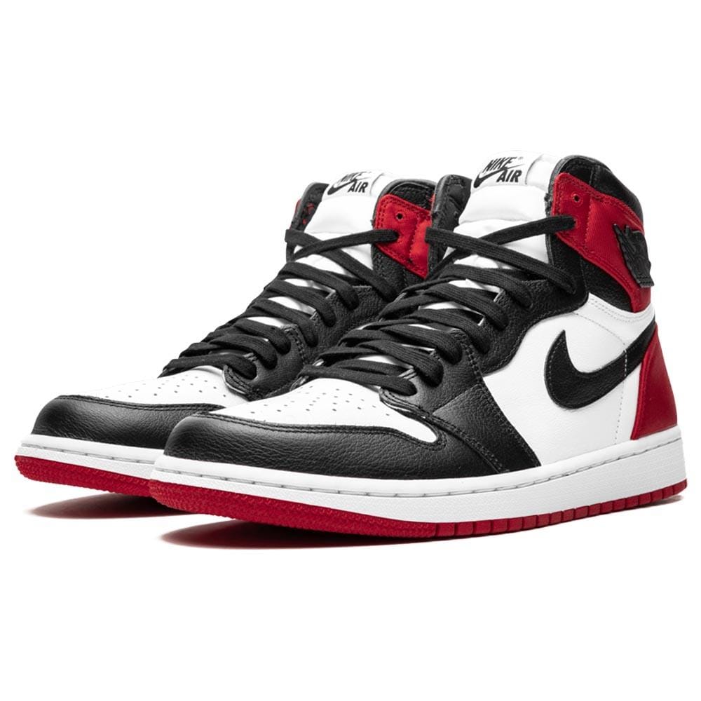 Air jordan 1 hot sale satin black toe price