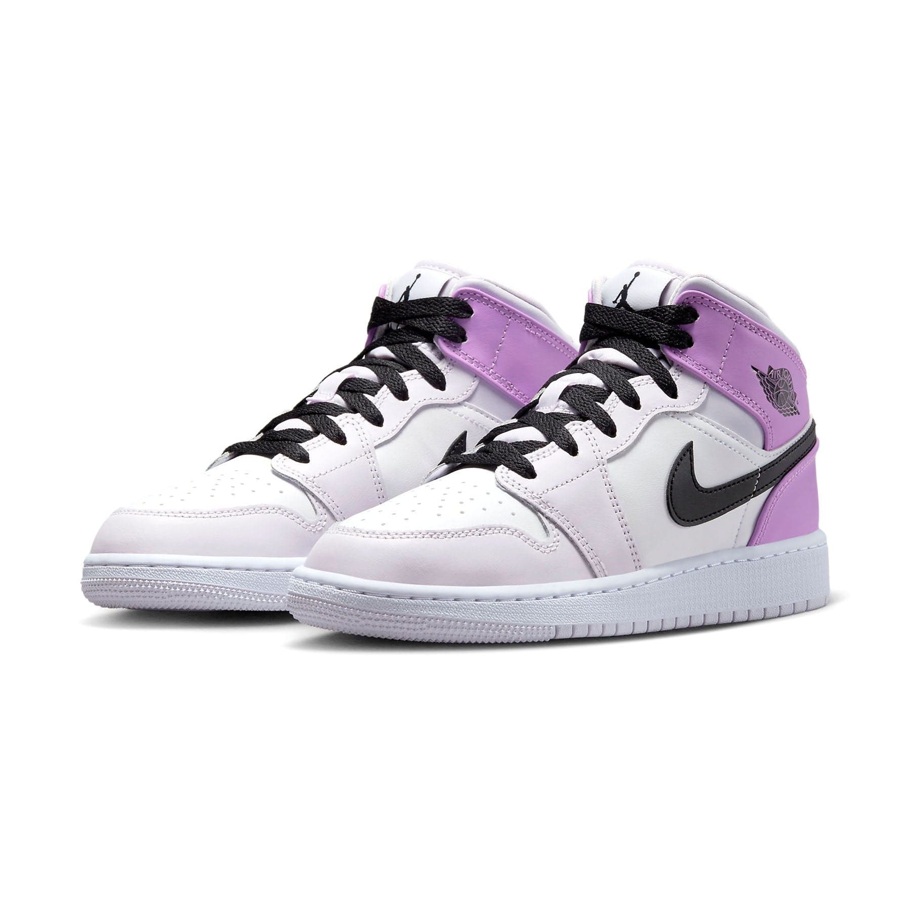 Nike air jordan discount 1 mid violet