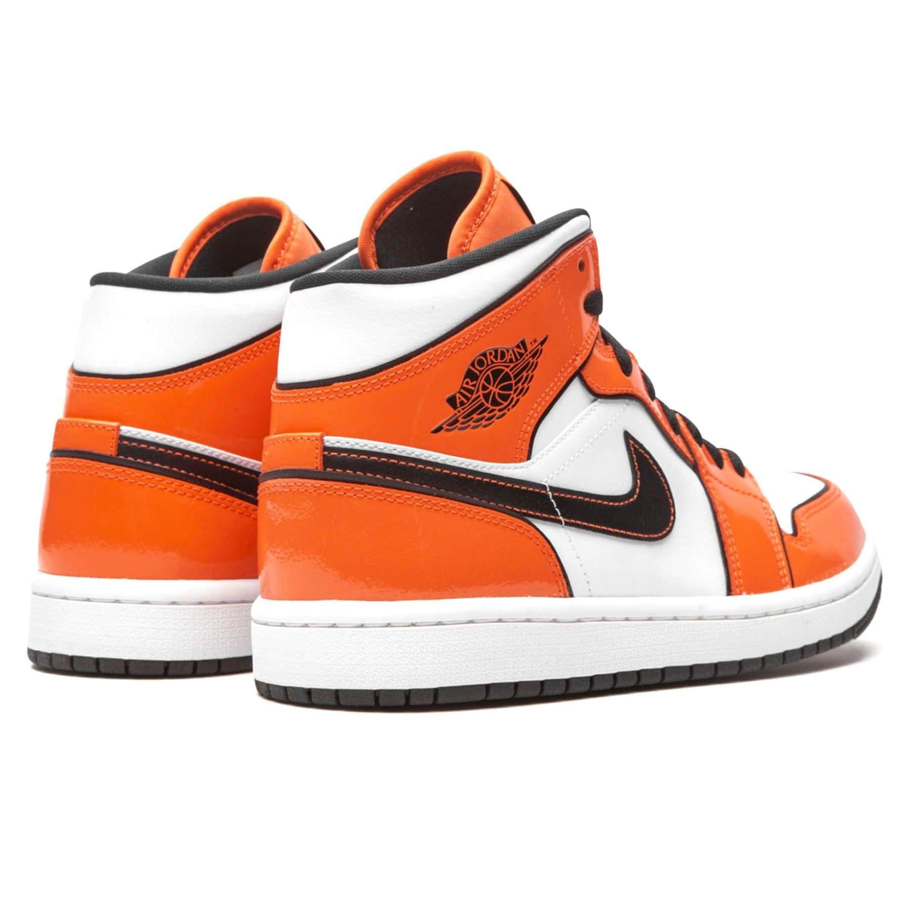 Jordan 1 best sale mid junior orange