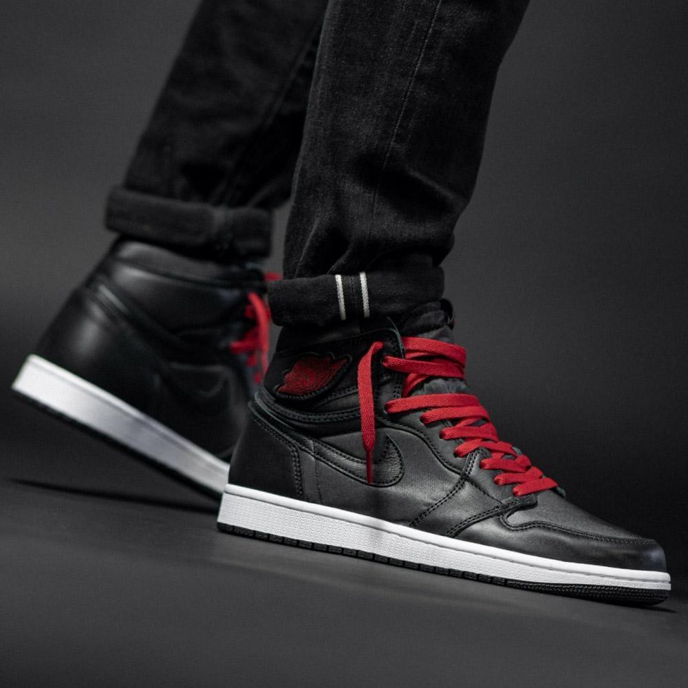 Jordan 1 high black gym red best sale