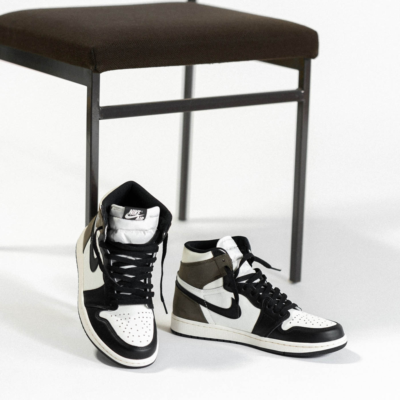 Air Jordan 1 Retro High OG 'Dark Mocha' — Kick Game