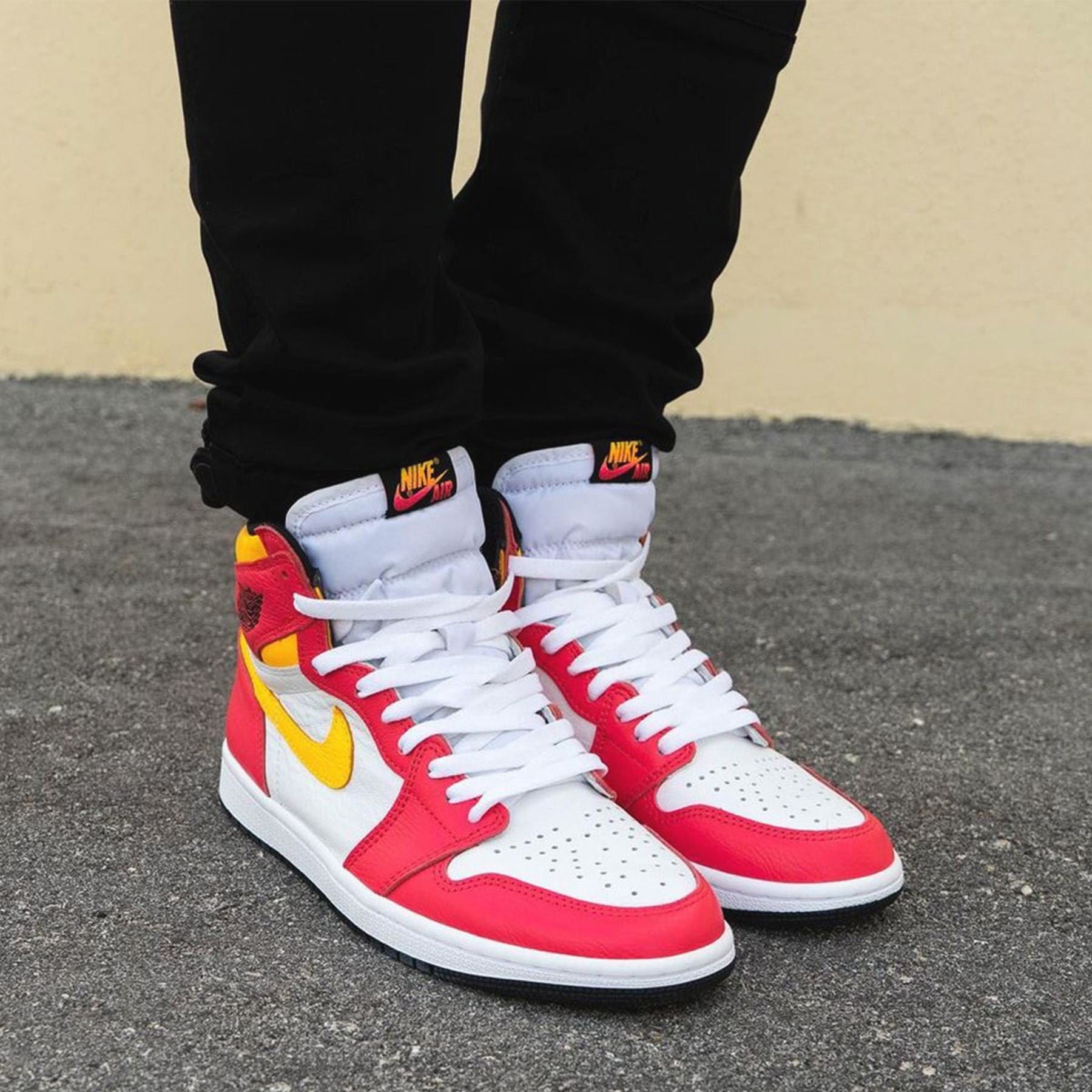 Air Jordan 1 Retro High OG 'Light Fusion Red' — Kick Game