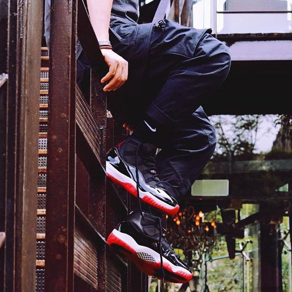 Jordan 11 bred on sale mens