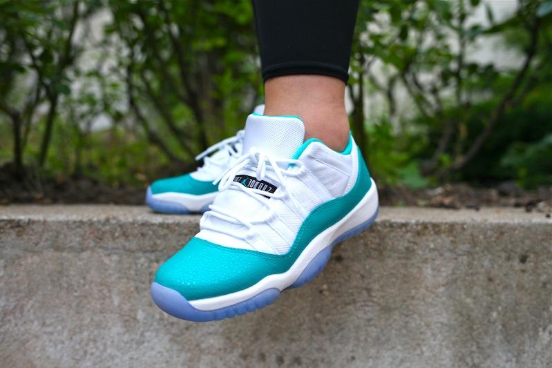 Jordan 11 hot sale low aqua