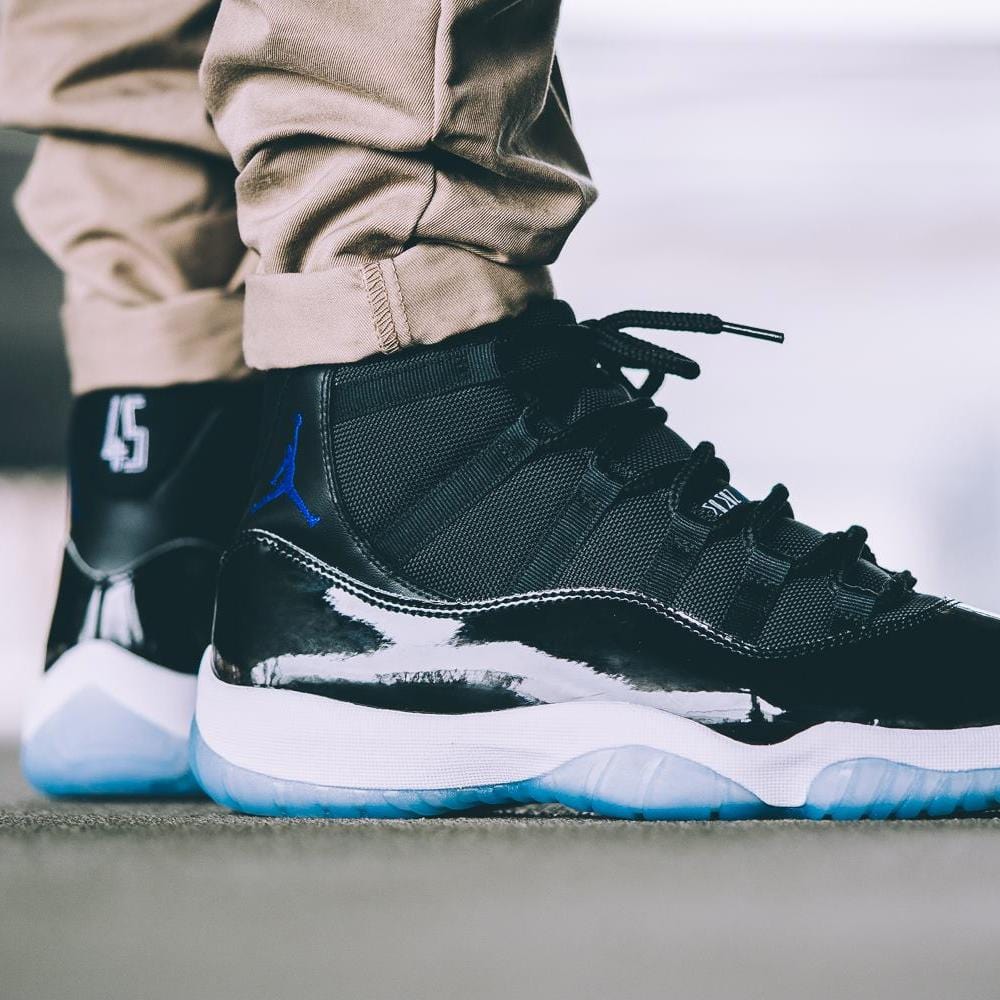 Retro space clearance jam 11