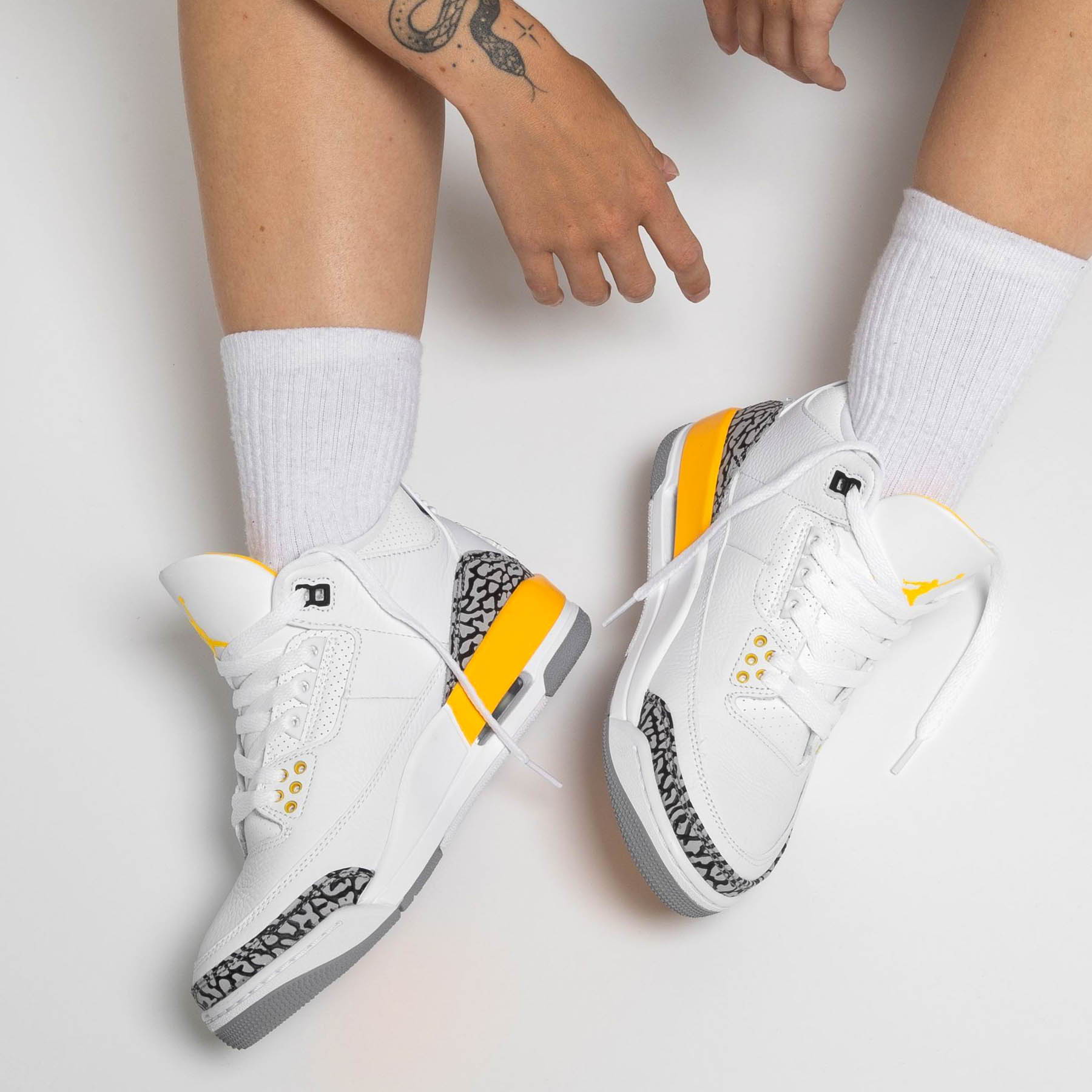 Jordan 18 laser deals