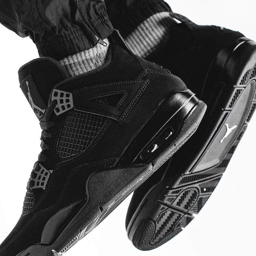 Jordan 4 black online cat españa