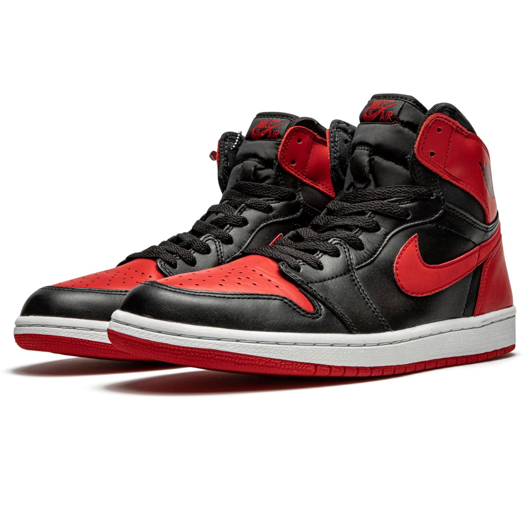 Air Jordan 1 Retro 'Bred' 2001 — Kick Game