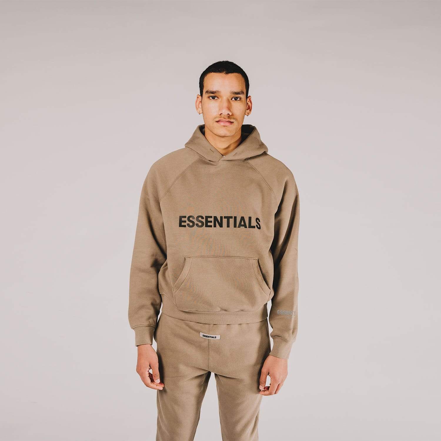 FEAR OF GOD ESSENTIALS 3D Silicon Applique Pullover Hoodie Taupe — Kick Game