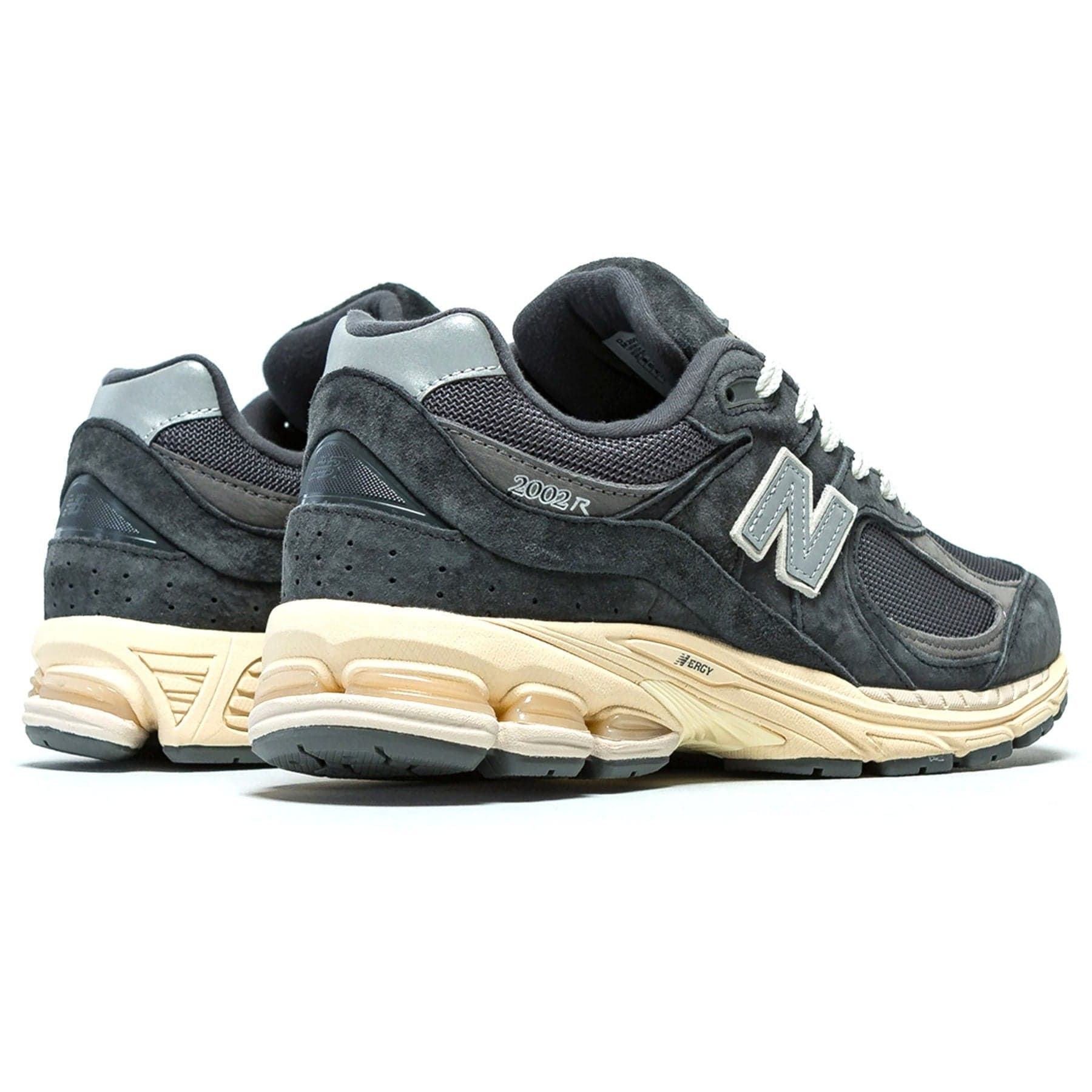 Dark grey outlet new balance shoes