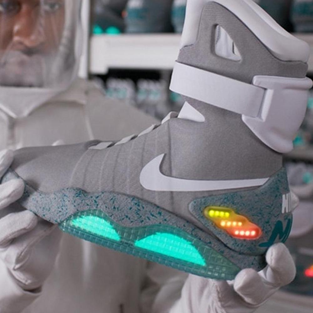 Nike Mag Back To The Future Kick Game