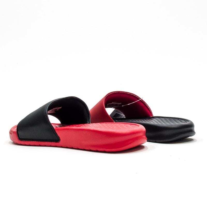 Nike benassi red black hotsell