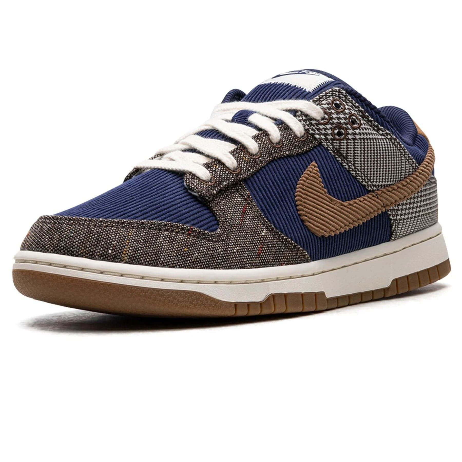 Nike dunk tweed low sale