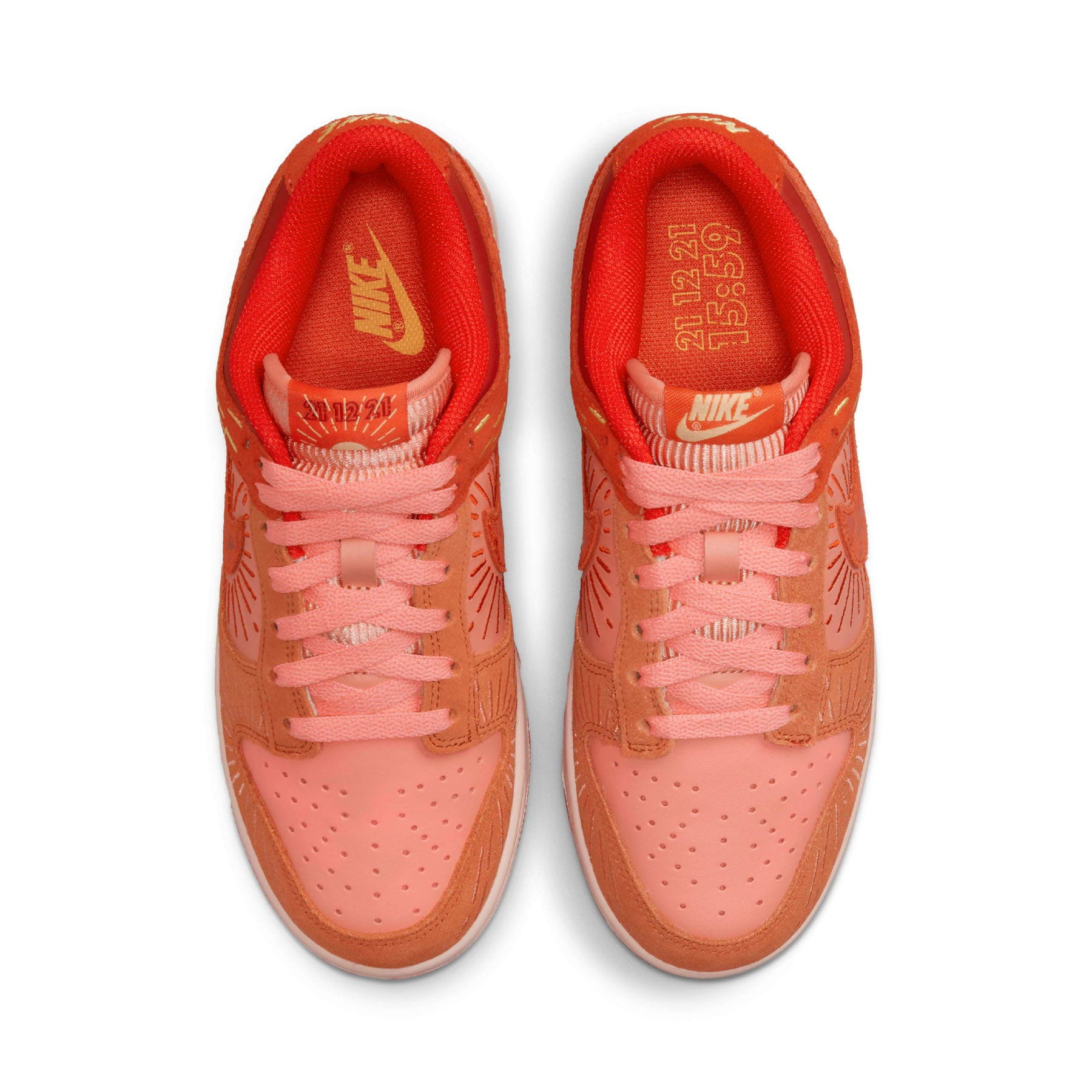 Nike Dunk Low Wmns Winter Solstice Kick Game