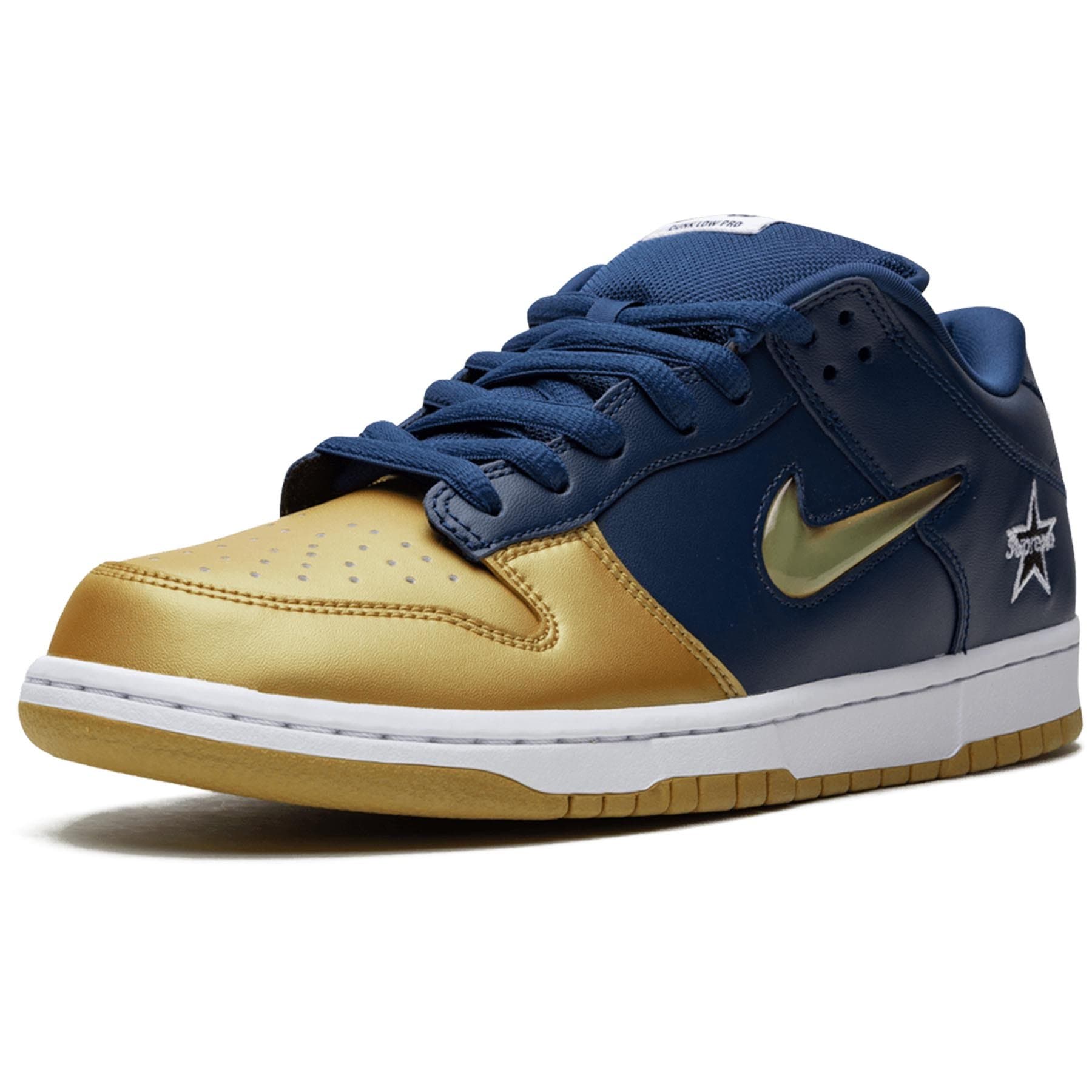 Supreme x Nike Dunk SB Low QS Metallic Gold Kick Game