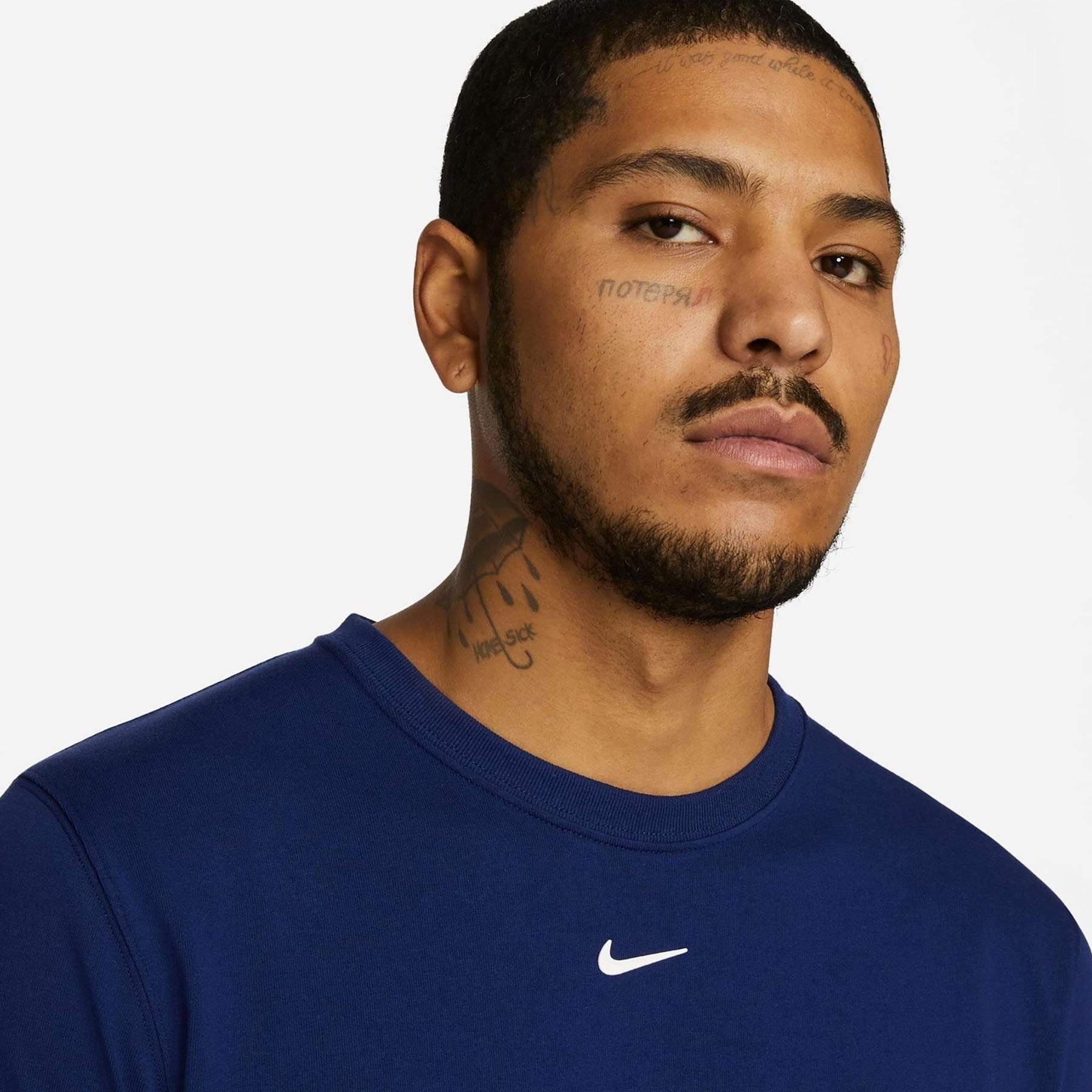 Nike t shirt clearance drake