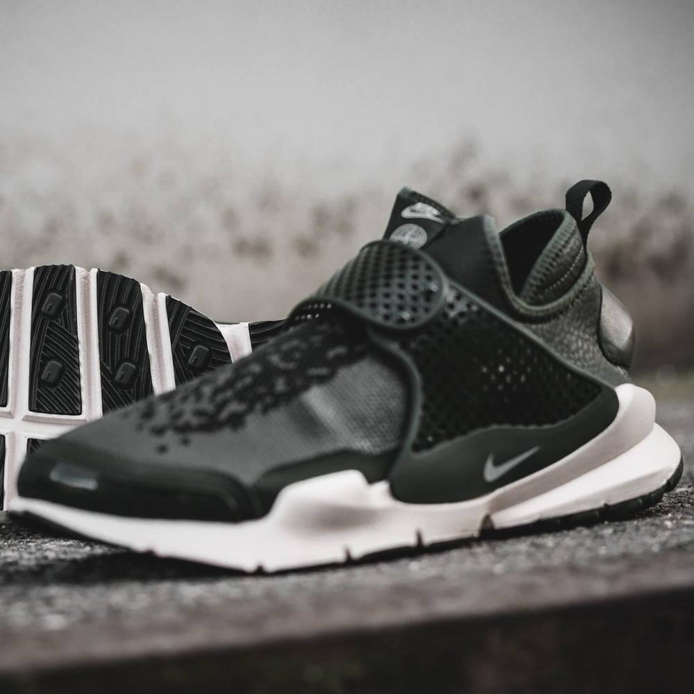 Nike x Stone Island Sock Dart Mid - Sequoia & Light Orewood — Kick