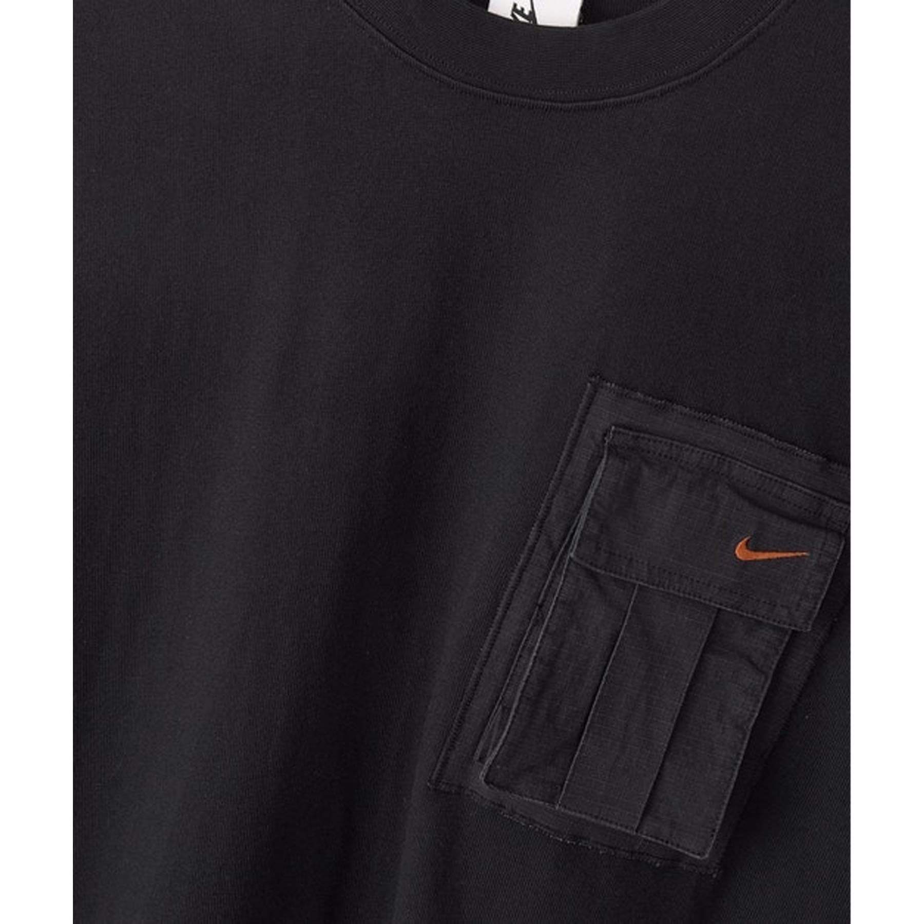 Nike pocket tee x travis scott hot sale