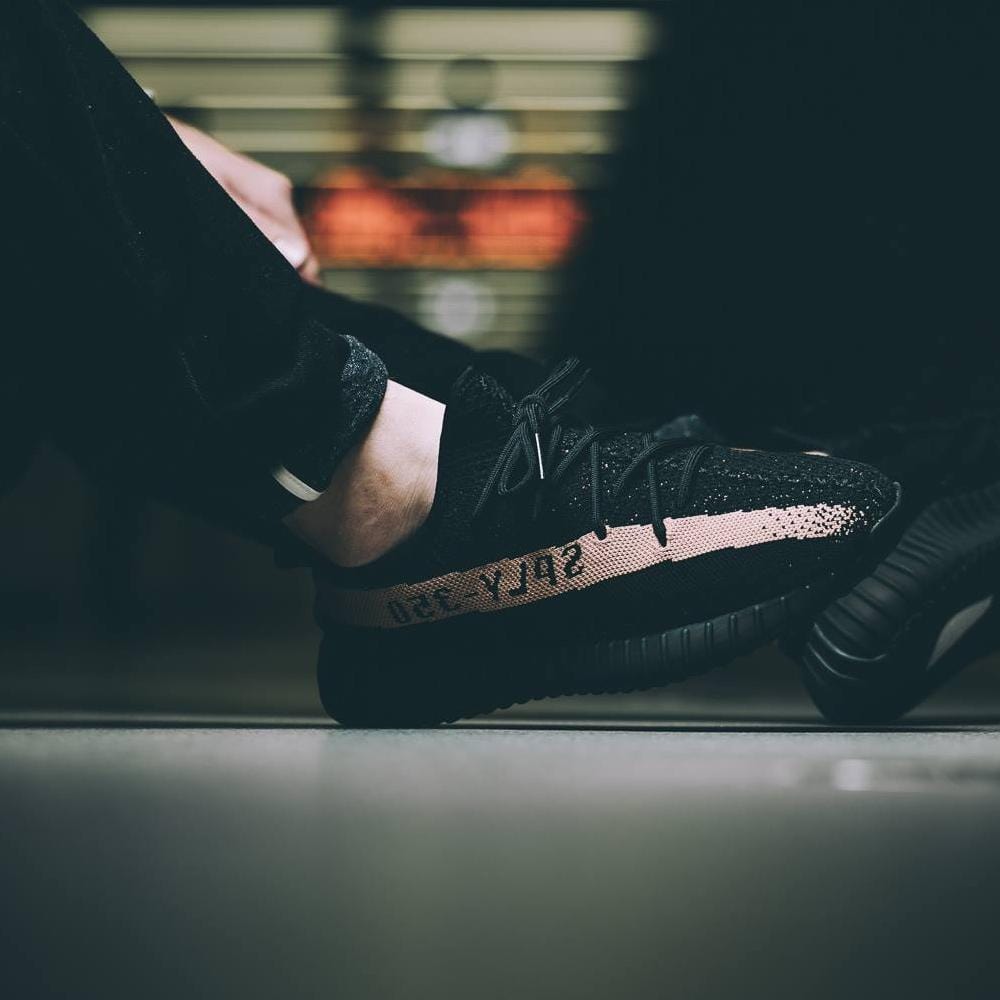 Black copper 2024 yeezy 350 v2