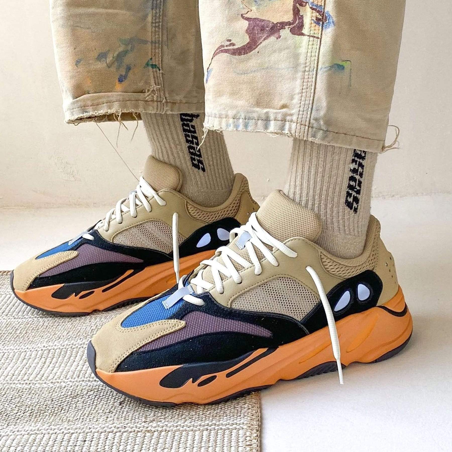 Yeezy store 700 dupe