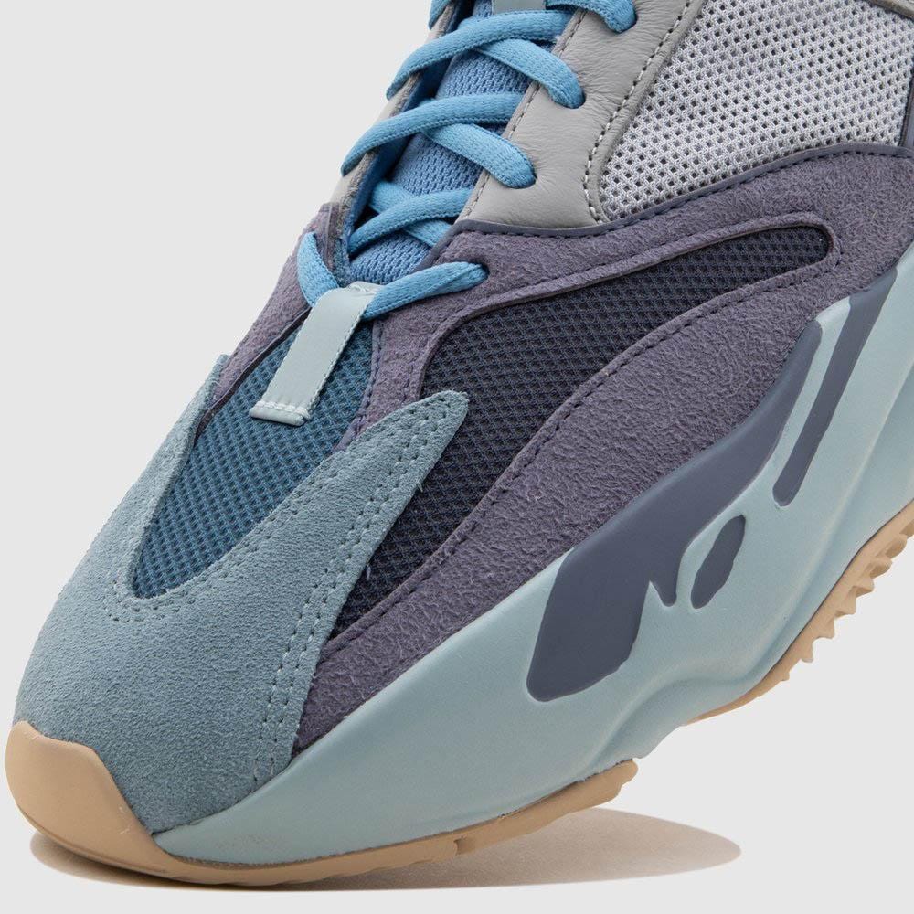 Yeezy 700 hot sale charcoal